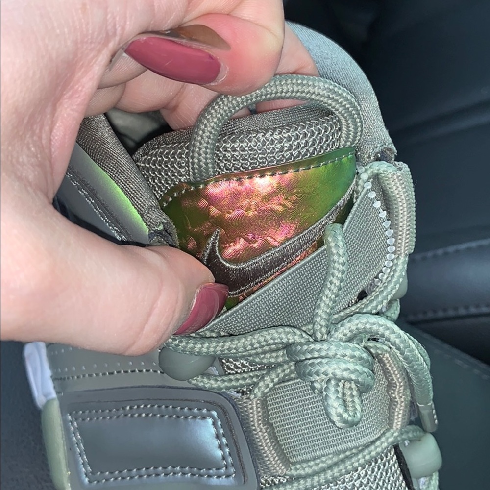 Nike Air Uptempo Olive Iridescent NWOB - Picture 6 of 8